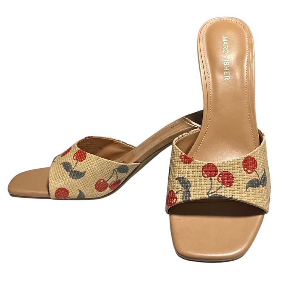 Marc Fisher Niha-R Cherry Print Slide Mules Tan Red Square Toe Heels Size 10M